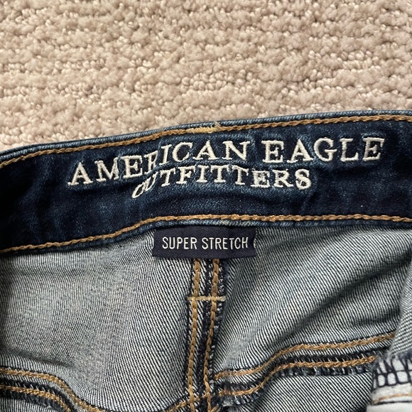 American Eagle Outfitters girl jeans - Picture 3 of 5